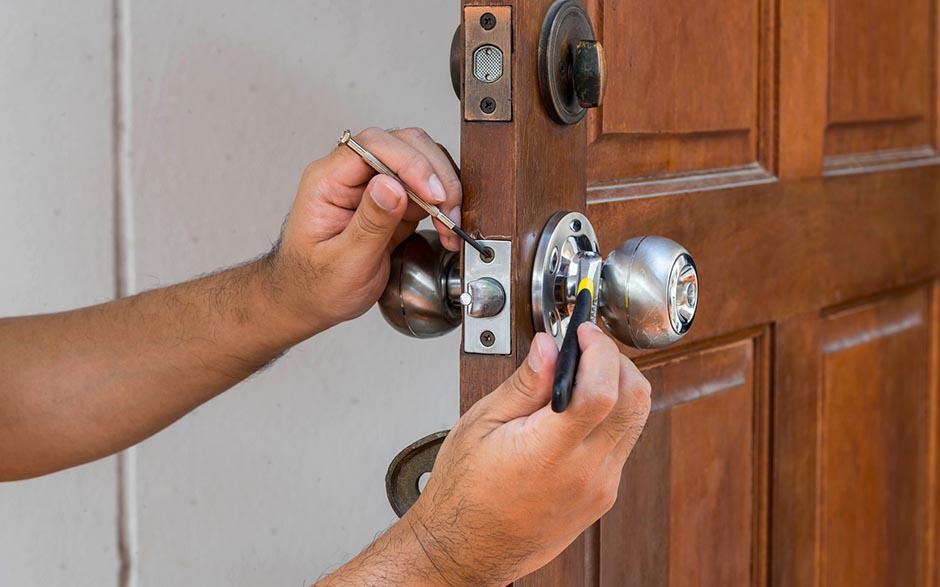 techniciens qualifiés serrurier ouverture de porte Mantes-la-Jolie